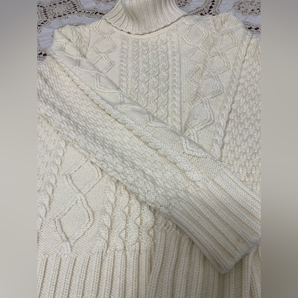 L.L. Bean Cream Cable Knit Turtleneck Sweater - Women size XL - Picture 6 of 6